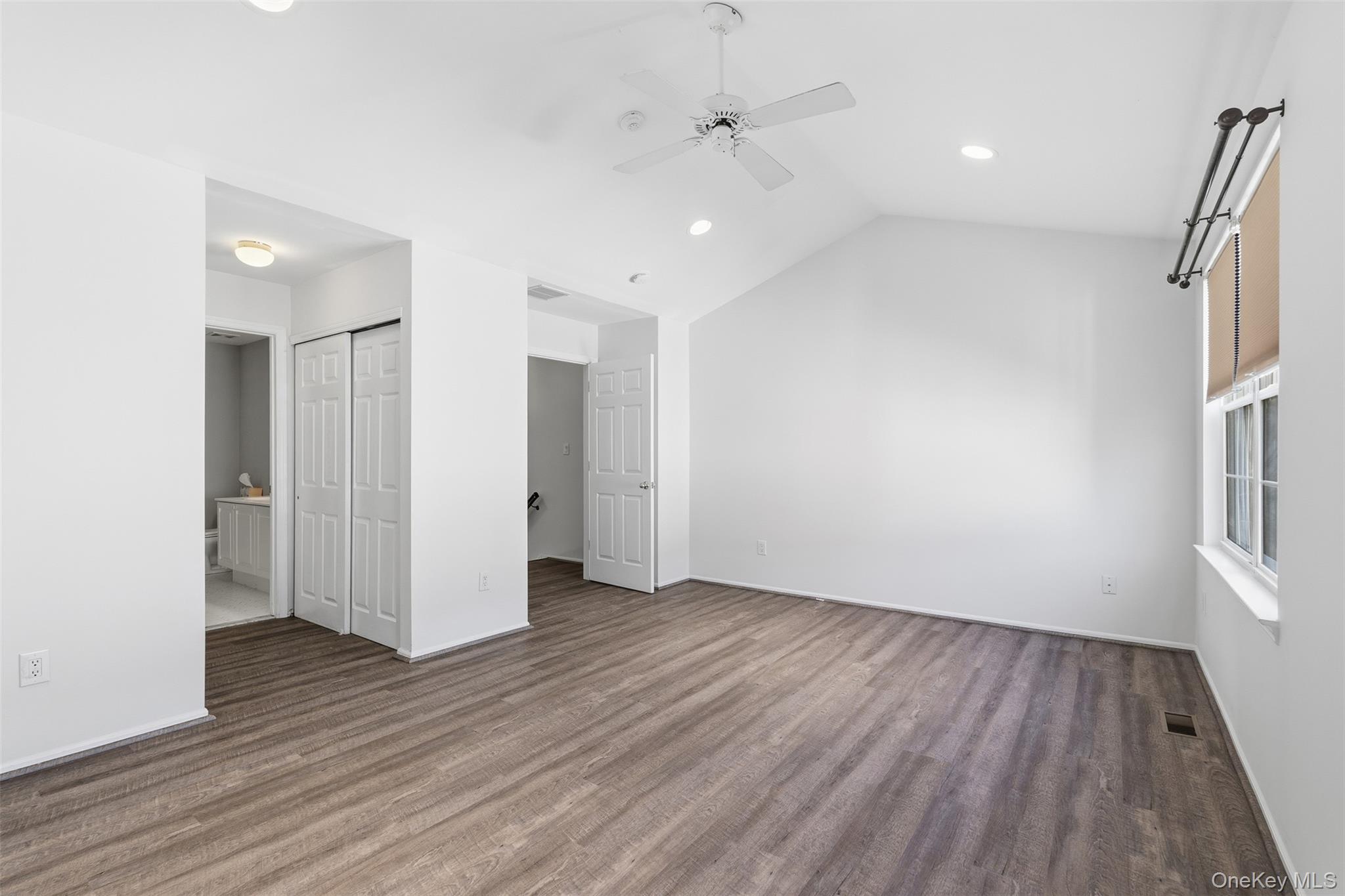 16 Autumn Drive, Nanuet, NY 10954