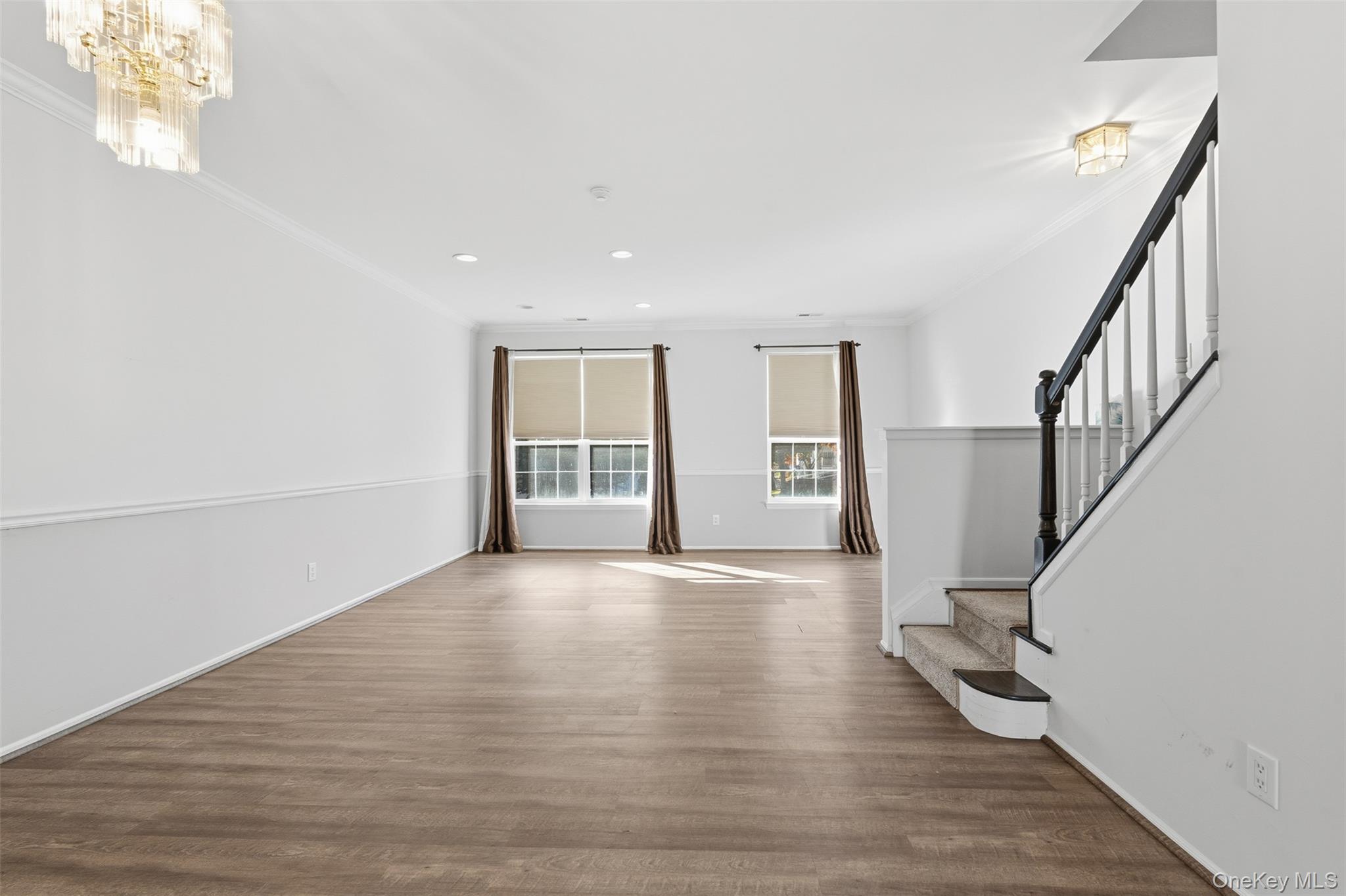 16 Autumn Drive, Nanuet, NY 10954