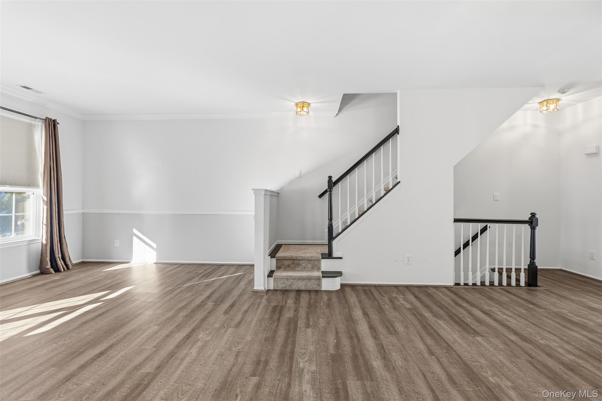 16 Autumn Drive, Nanuet, NY 10954