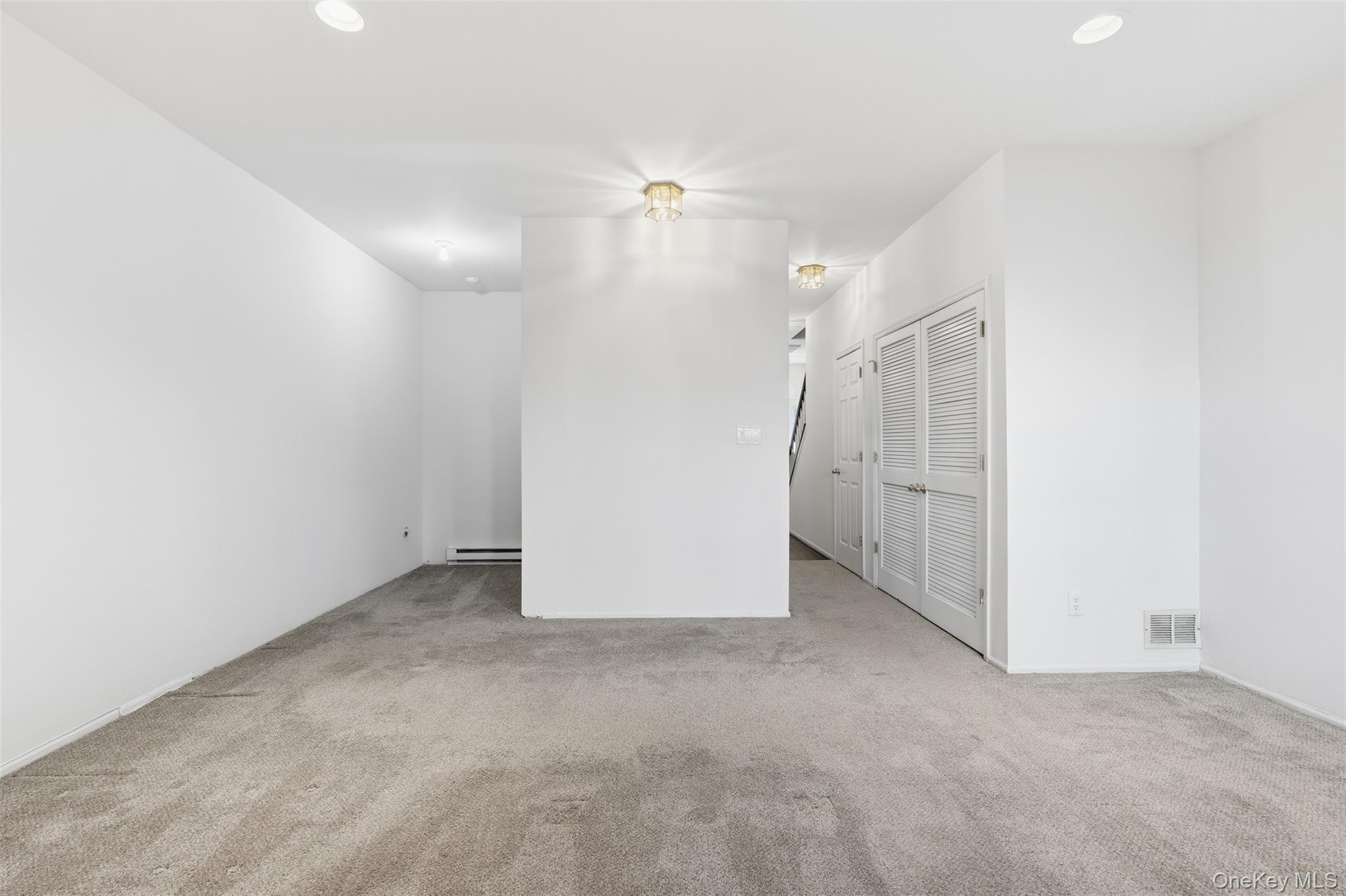 16 Autumn Drive, Nanuet, NY 10954