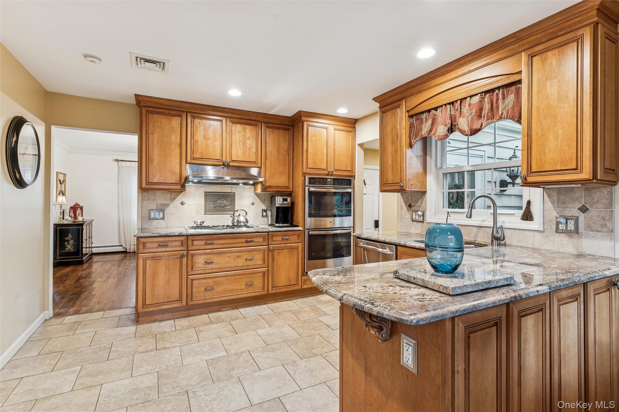 126 Andover Road, Rockville Centre, NY 11570