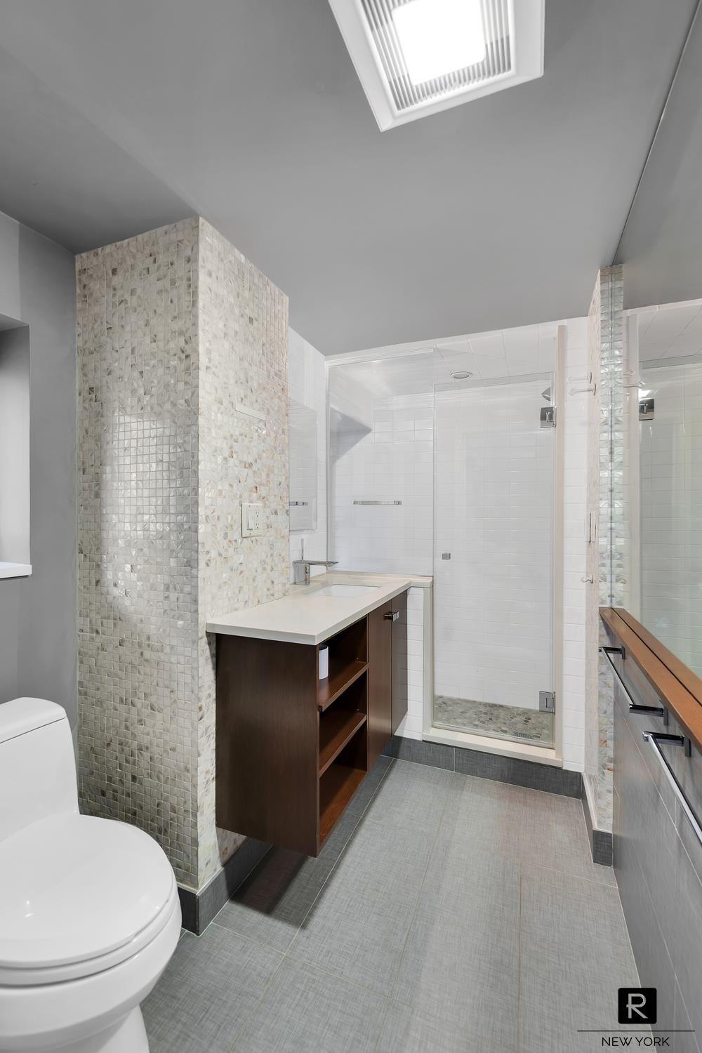 34 Gramercy Park East # 9-BR, New York (Manhattan), NY 10010