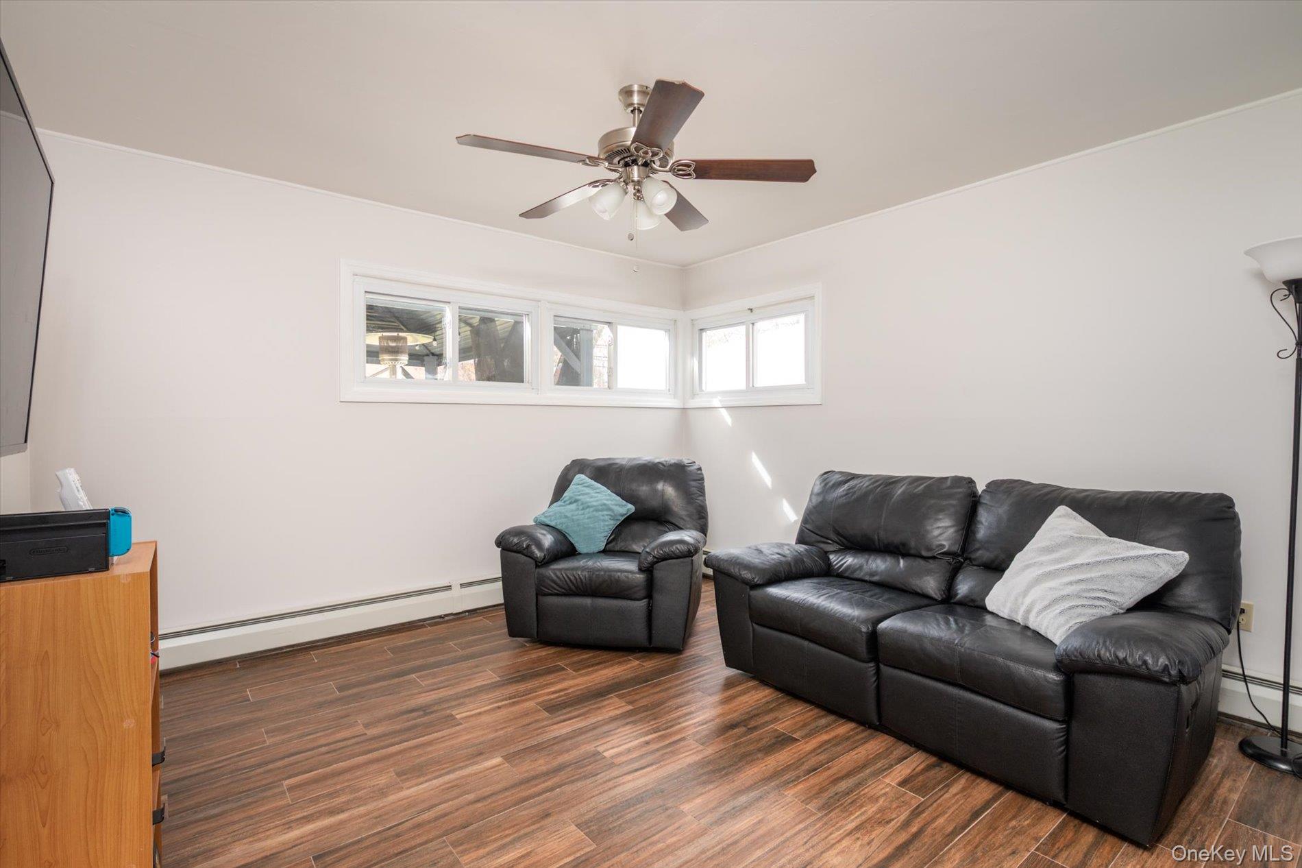 98 Hardy Lane, Westbury, NY 11590