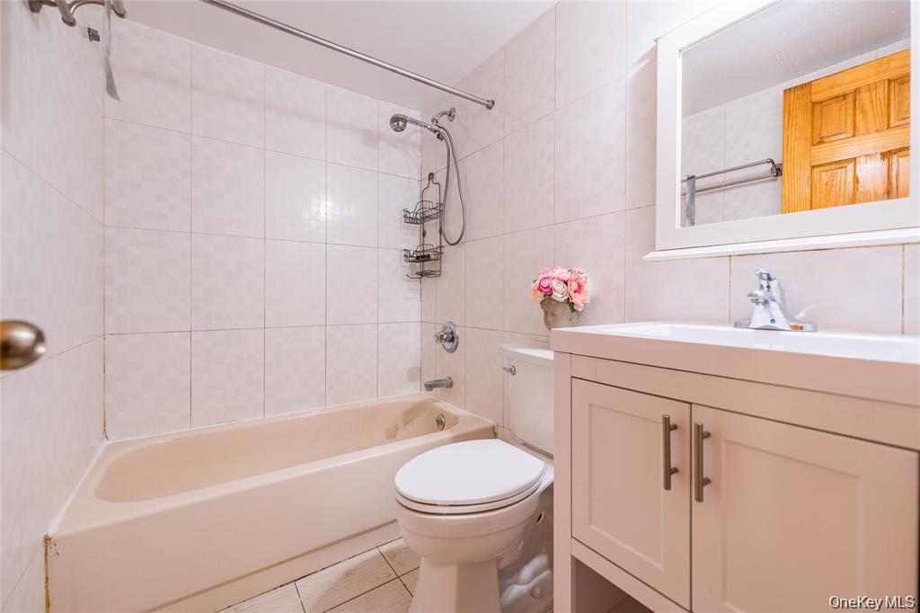 144-34 37th Avenue # 4C, Flushing, NY 11354