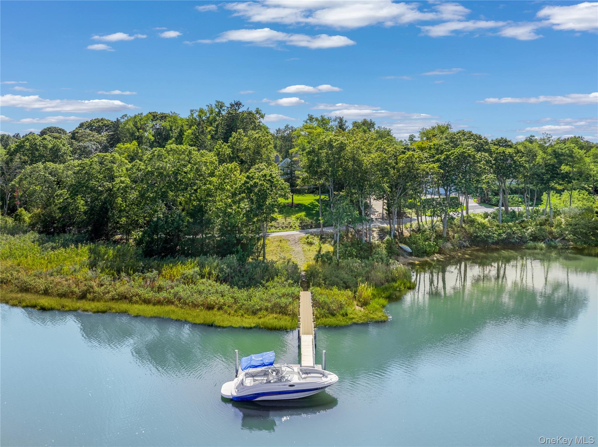 12 Fish Cove Road, Southampton, NY 11968