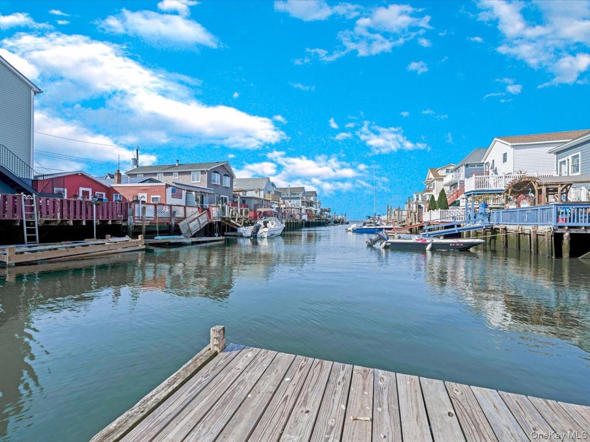 22 W 10th Road, Broad Channel, NY 11693