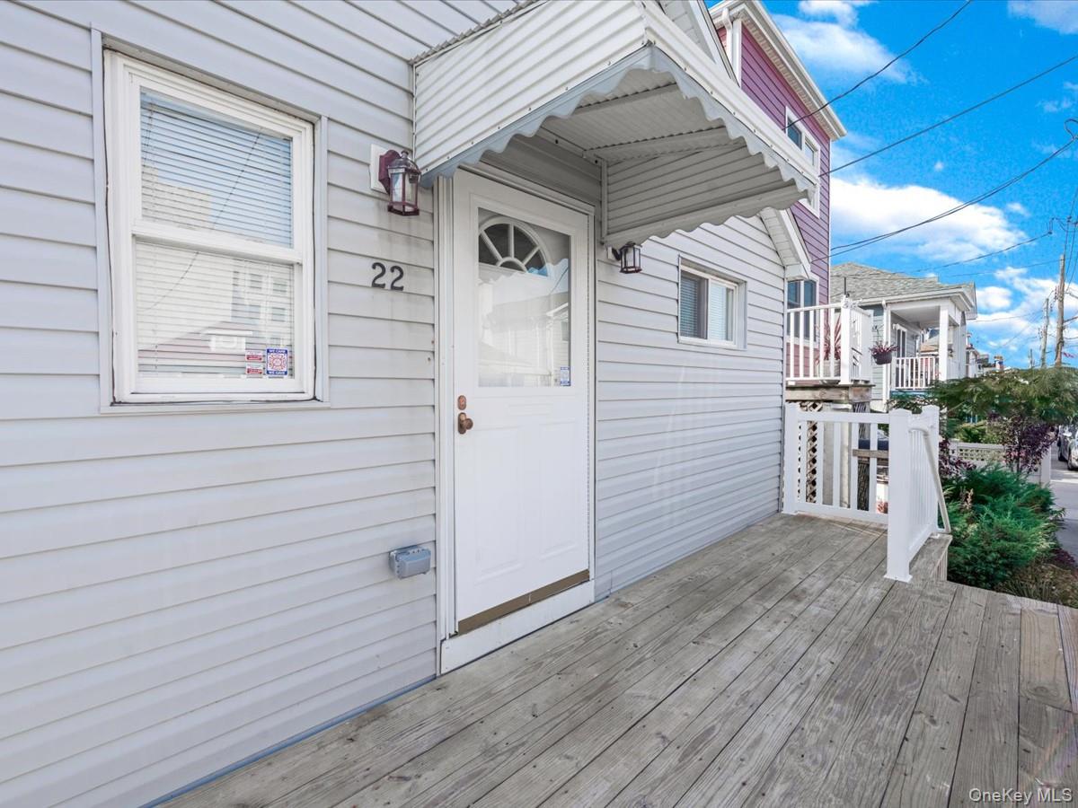 22 W 10th Road, Broad Channel, NY 11693