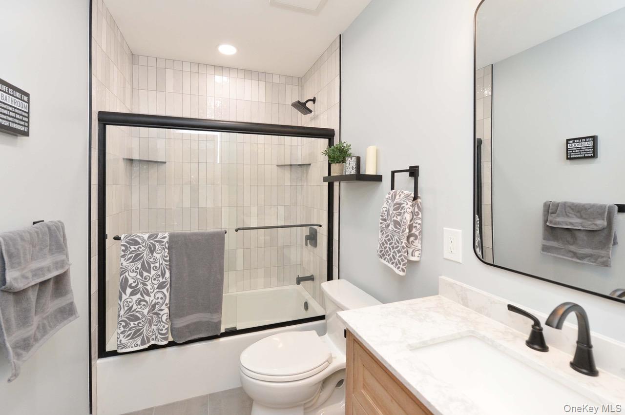 13 Park Terrace, Valley Cottage, NY 10989