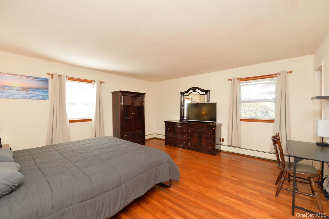 13 Park Terrace, Valley Cottage, NY 10989