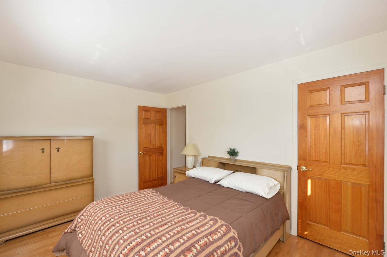 13 Park Terrace, Valley Cottage, NY 10989