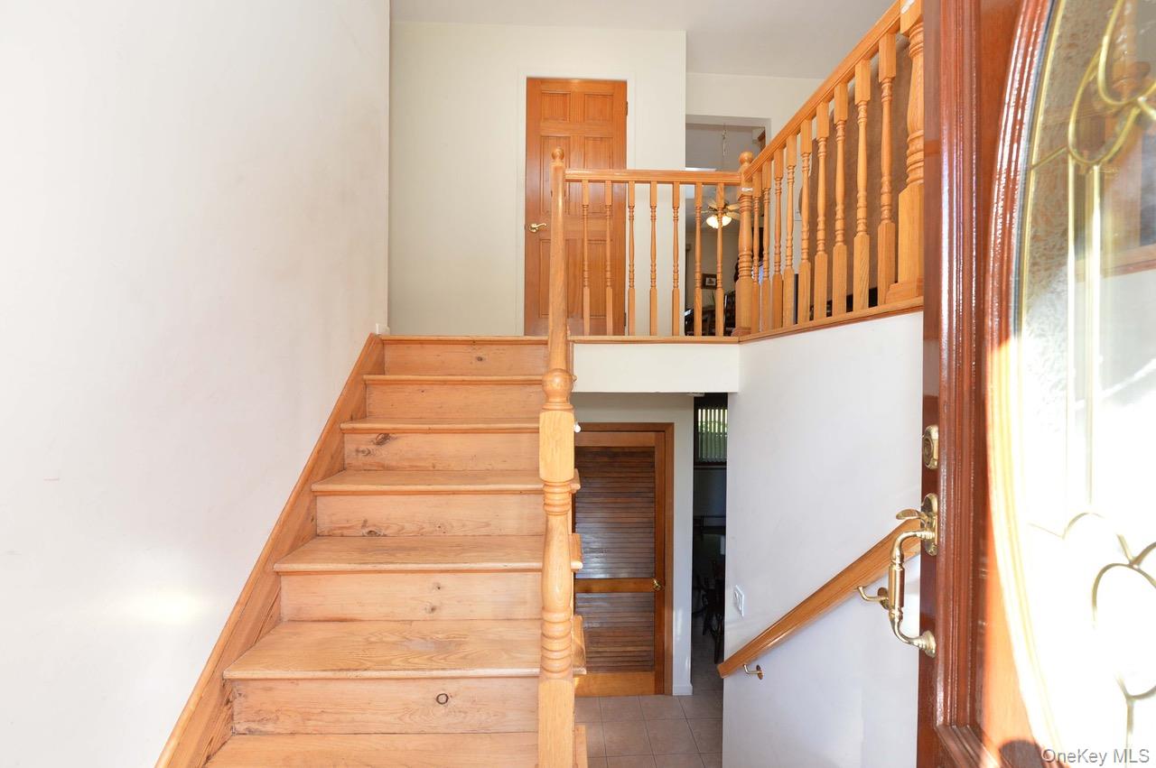 13 Park Terrace, Valley Cottage, NY 10989