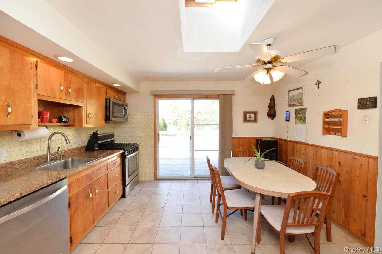 13 Park Terrace, Valley Cottage, NY 10989