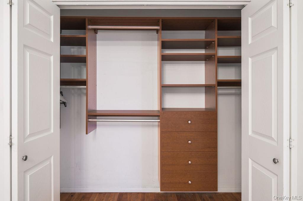 103 Wiltshire Road # D6, Scarsdale, NY 10583