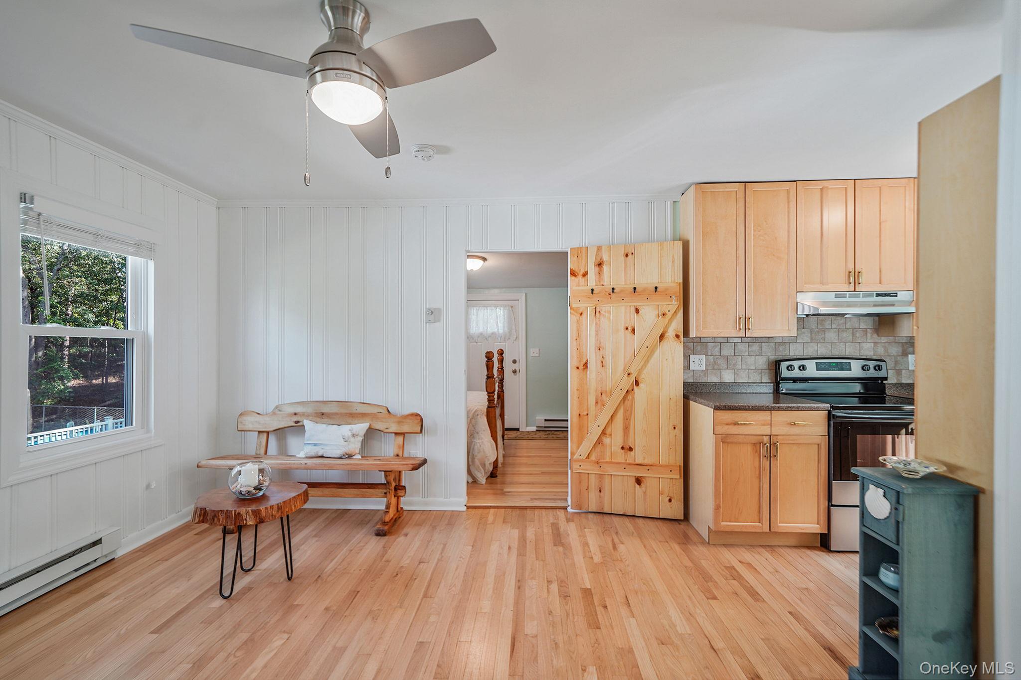 4 Wyandanch Trail, Ridge, NY 11961