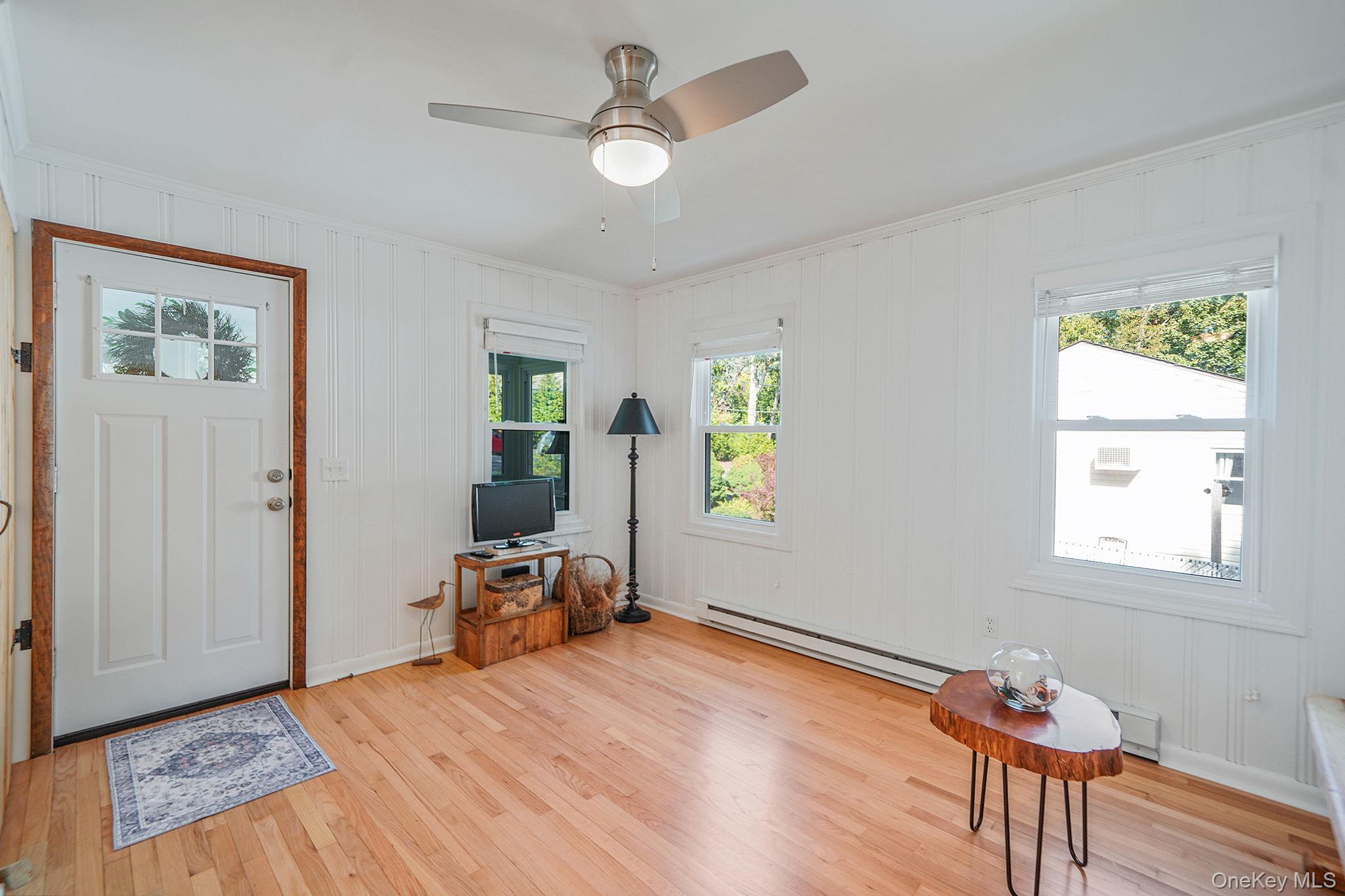 4 Wyandanch Trail, Ridge, NY 11961