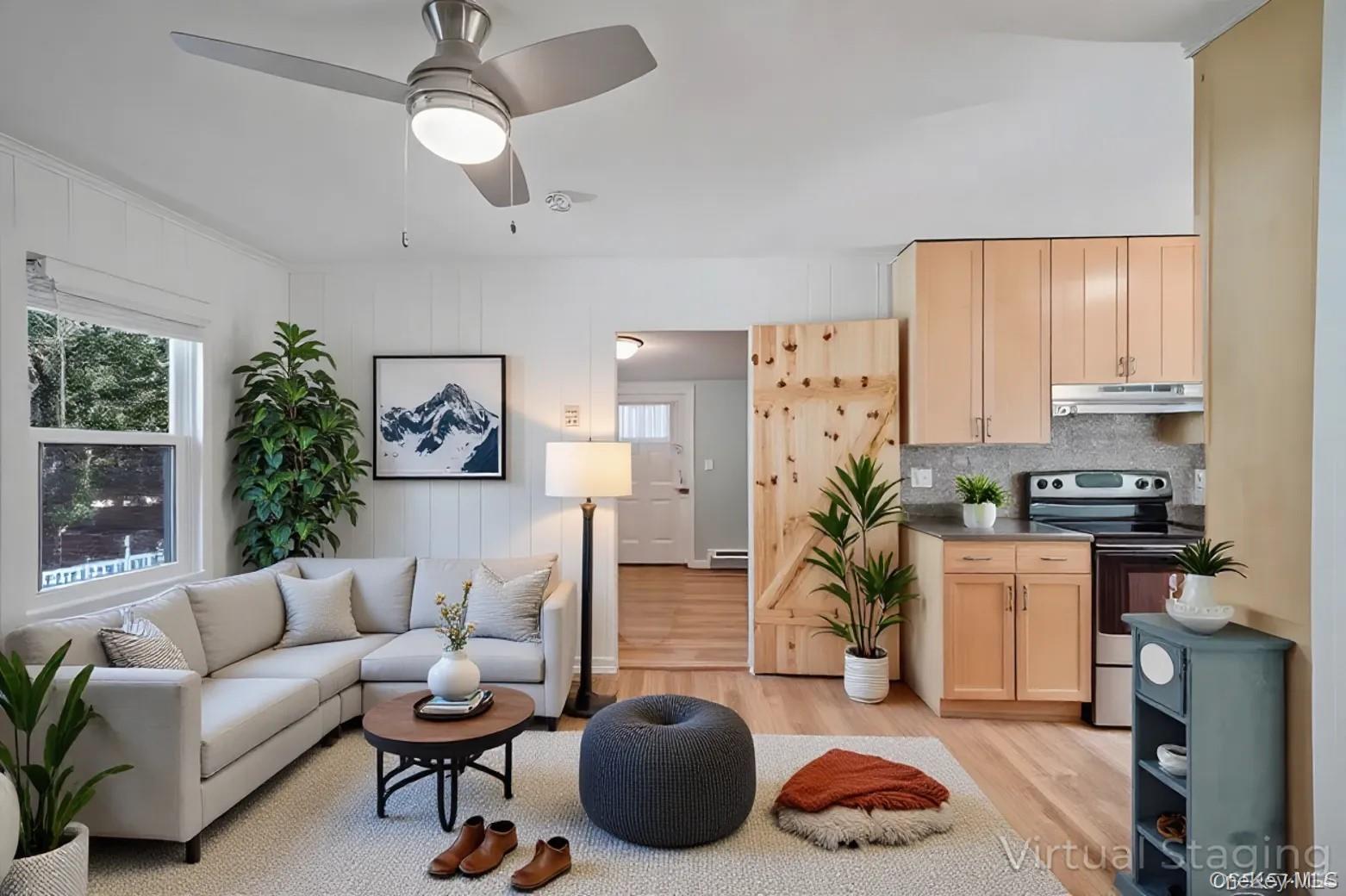 4 Wyandanch Trail, Ridge, NY 11961