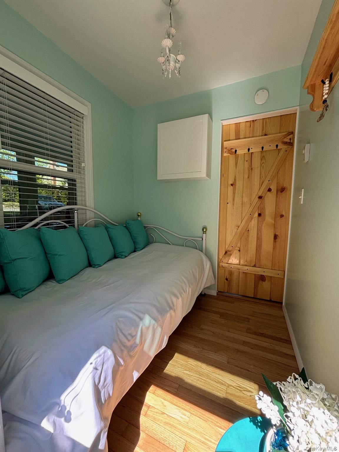 4 Wyandanch Trail, Ridge, NY 11961