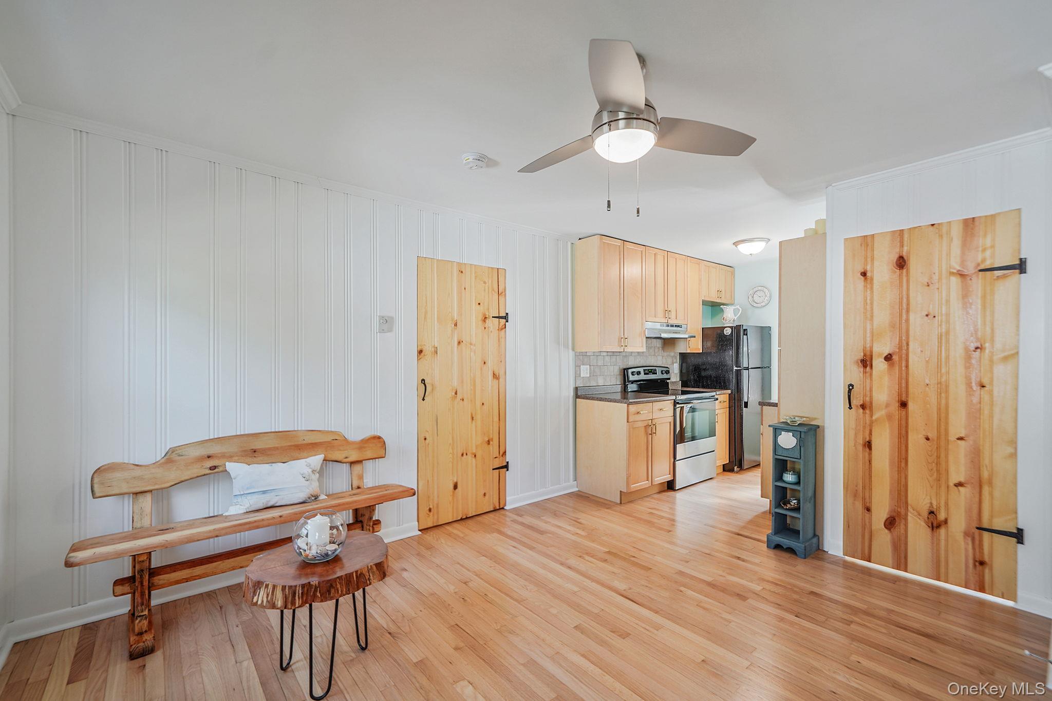 4 Wyandanch Trail, Ridge, NY 11961