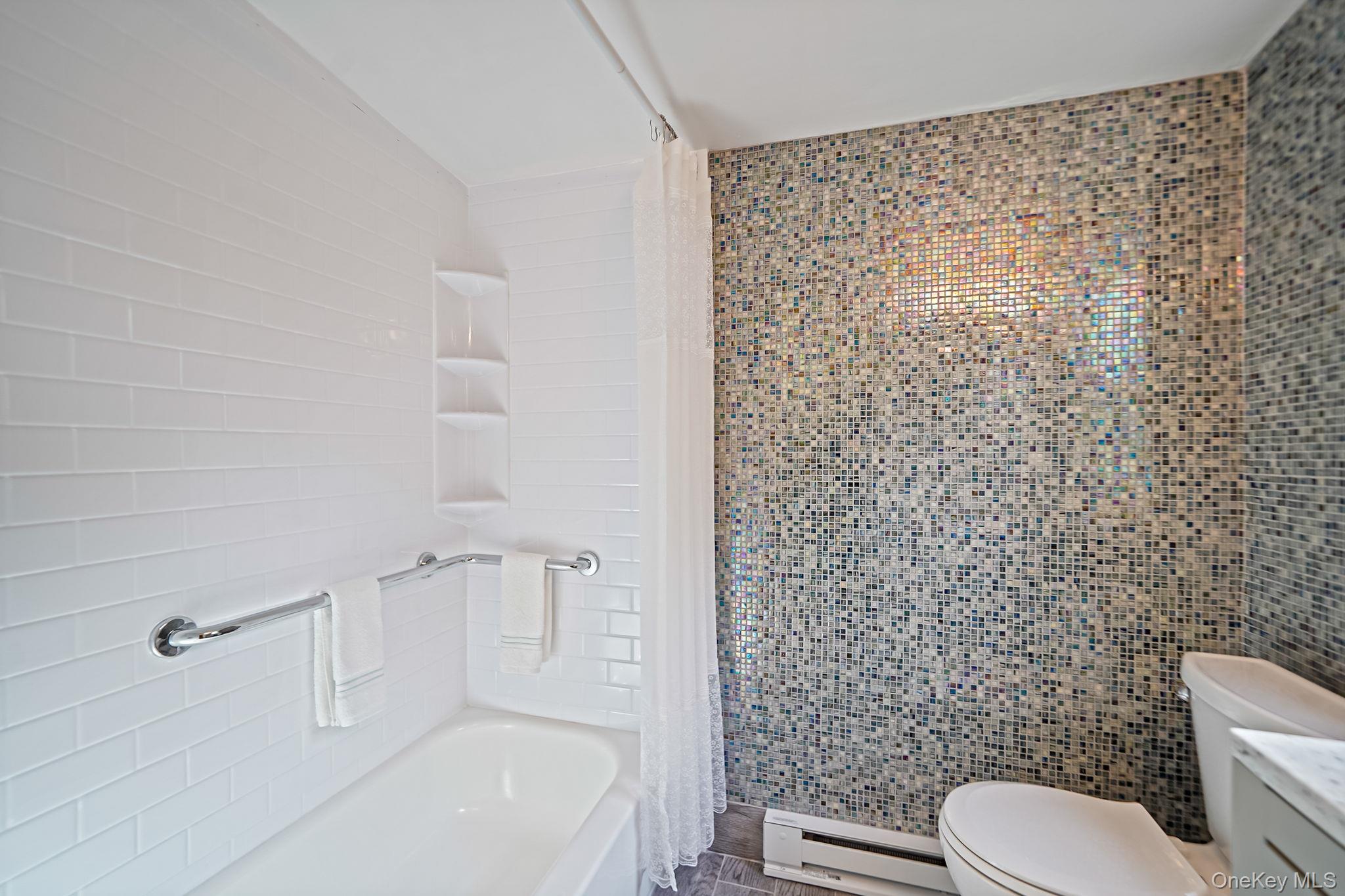 4 Wyandanch Trail, Ridge, NY 11961