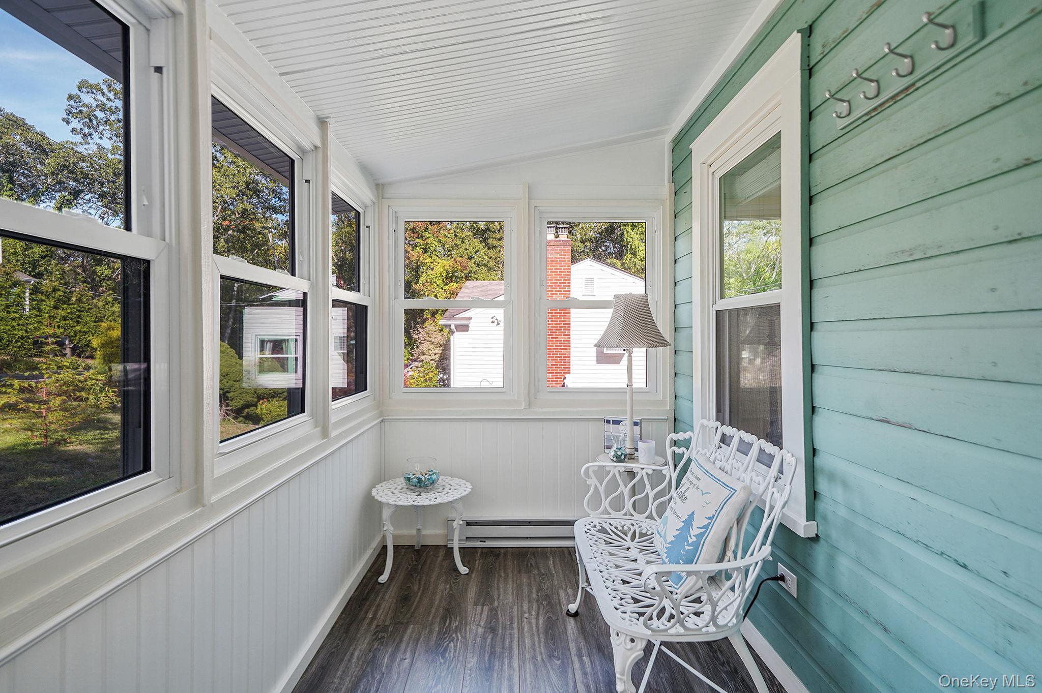 4 Wyandanch Trail, Ridge, NY 11961