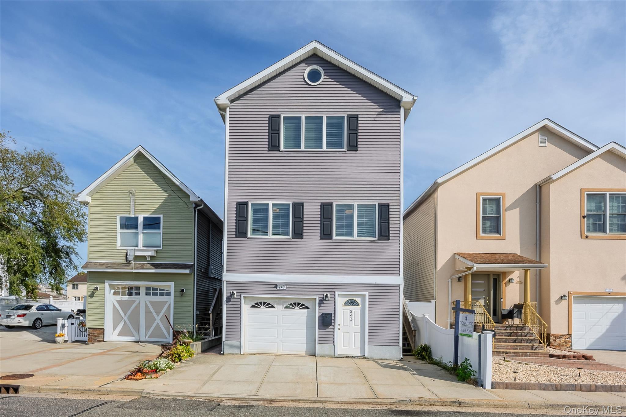 243 Sportsmans Avenue, Freeport, NY 11520