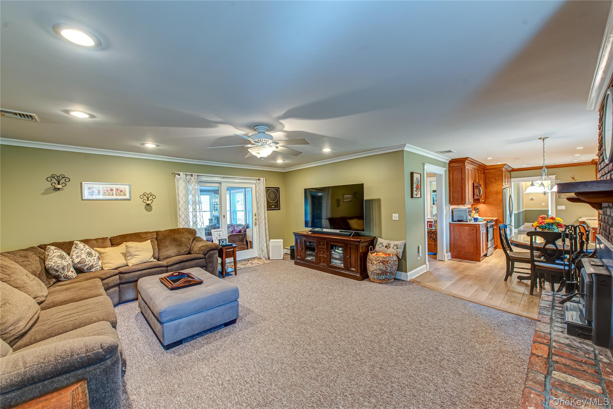 3 Walnut Road, Rocky Point, NY 11778