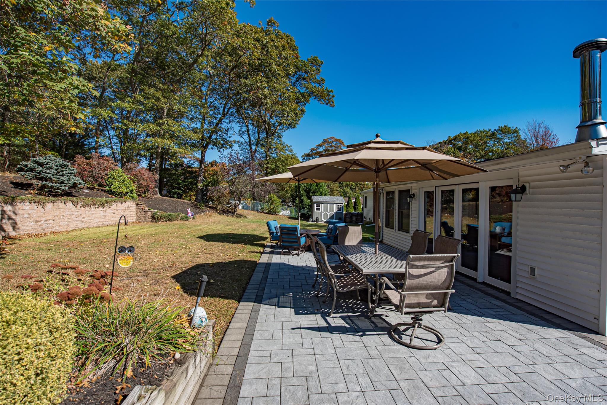 3 Walnut Road, Rocky Point, NY 11778