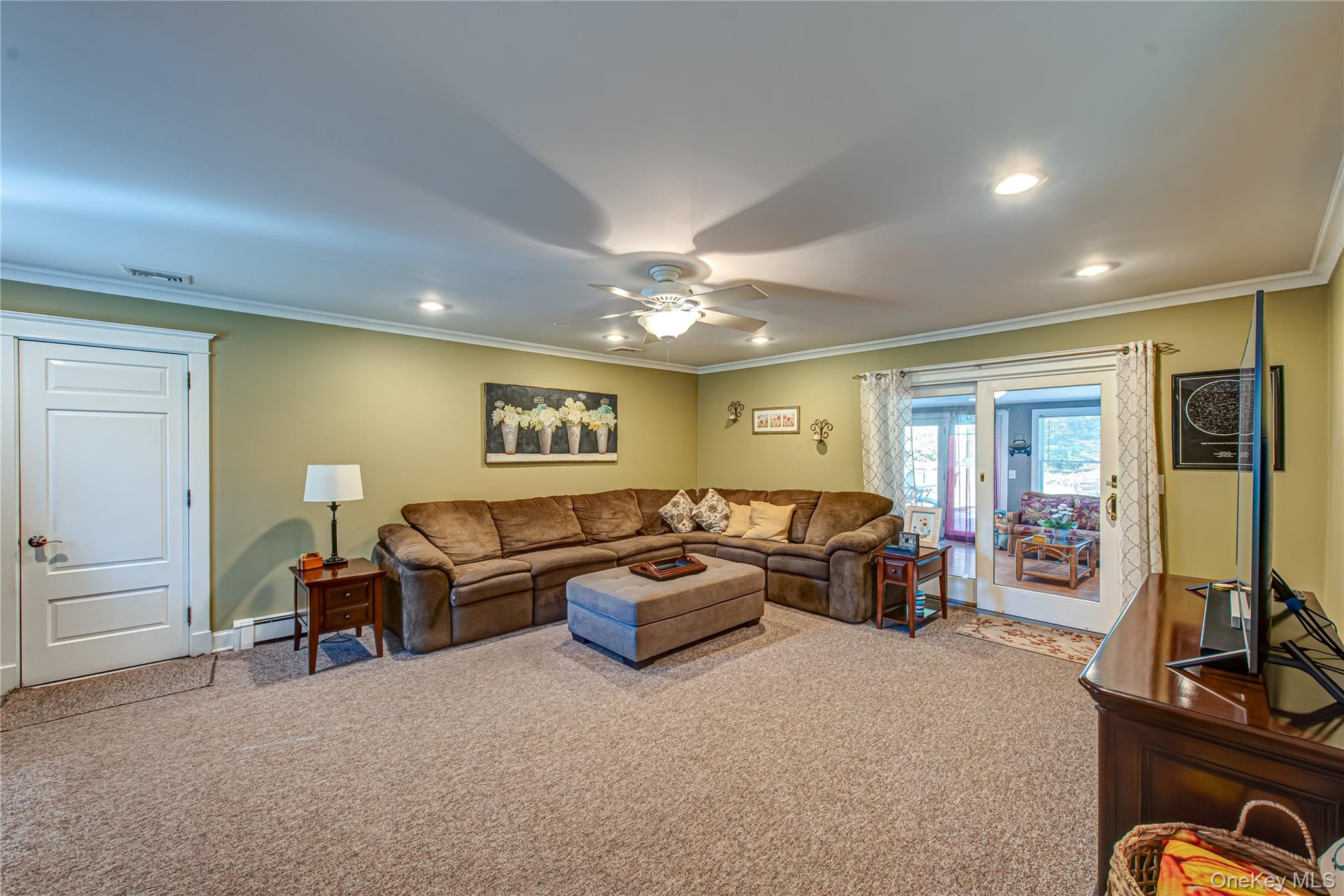 3 Walnut Road, Rocky Point, NY 11778