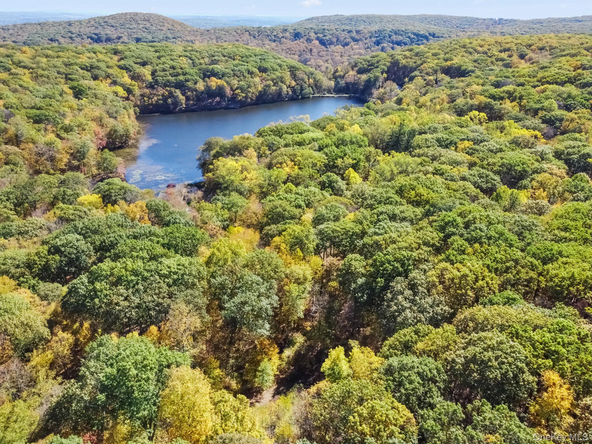 2 Coburn Road W, Sherman Coburn Road W, Call Listing Agent, NY 06784