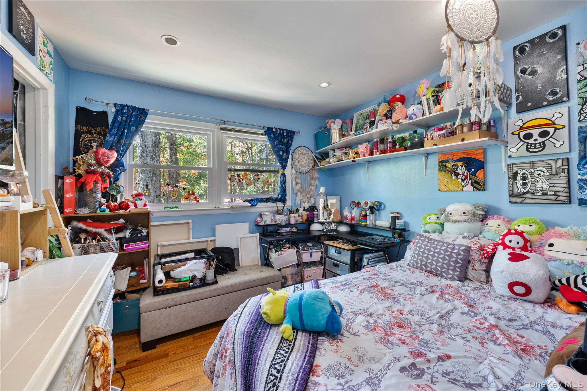 19 Apple Blossom Court, Airmont, NY 10952