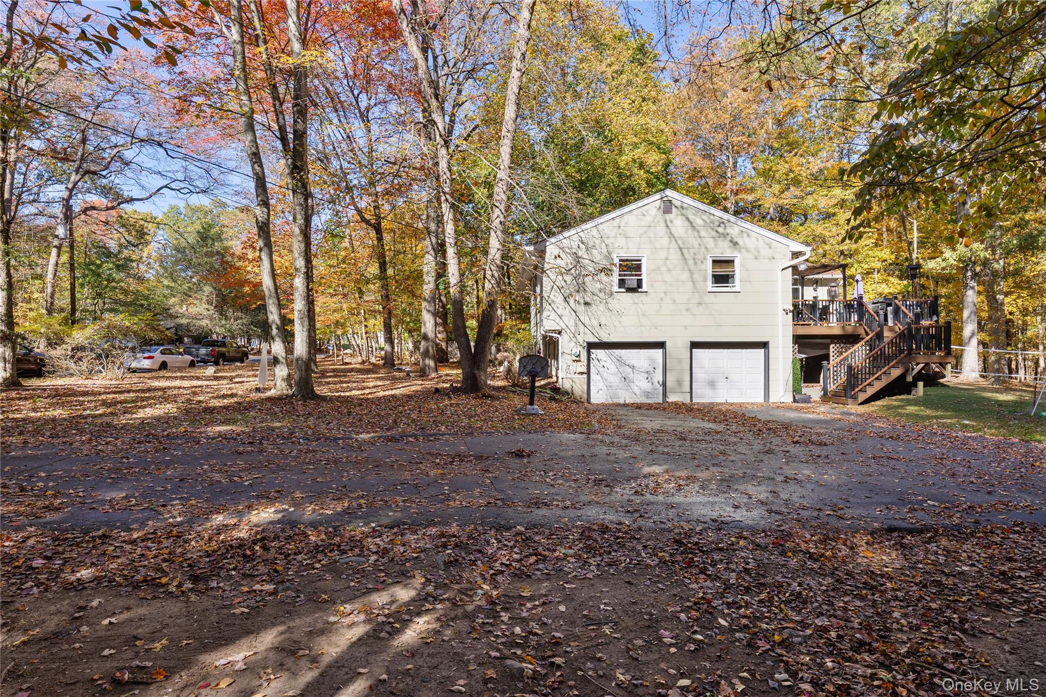 19 Apple Blossom Court, Airmont, NY 10952