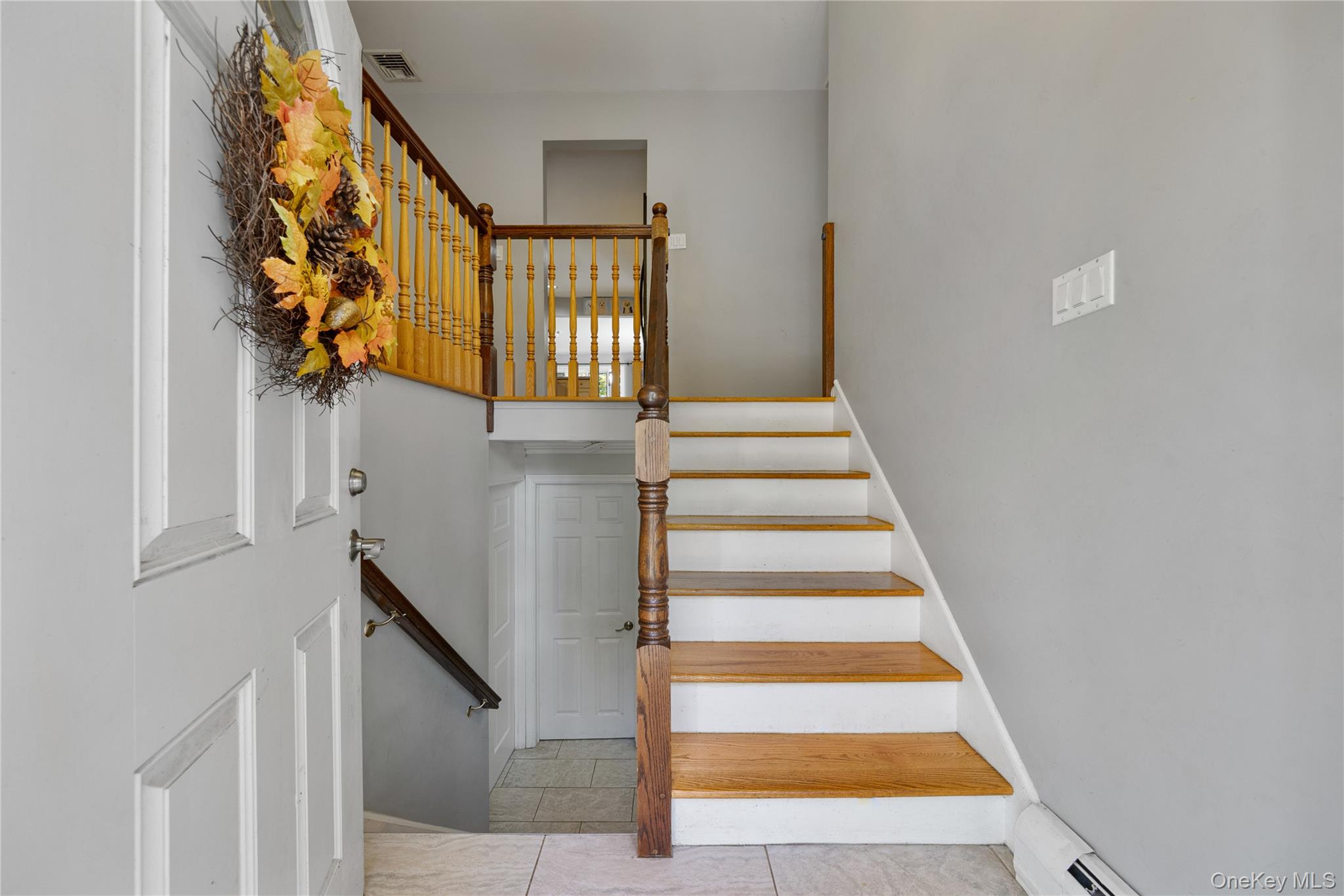 19 Apple Blossom Court, Airmont, NY 10952