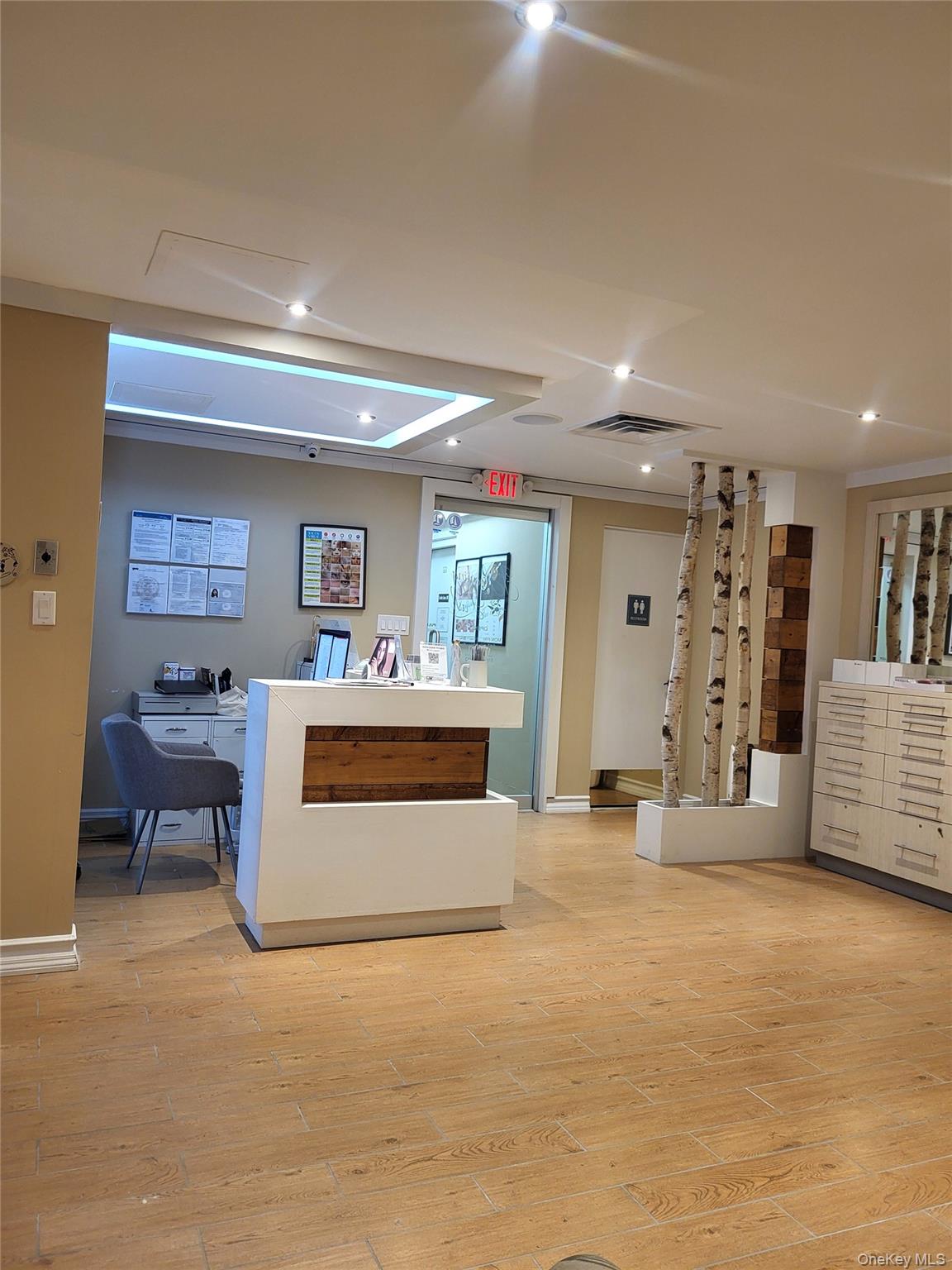 30 Main Street, Port Washington, NY 11050