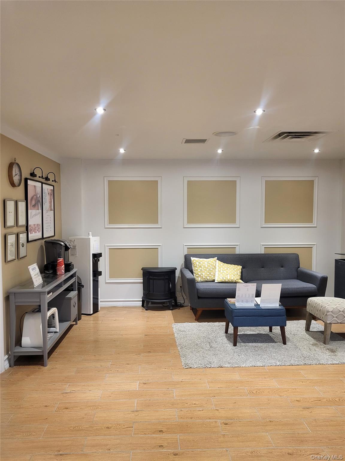 30 Main Street, Port Washington, NY 11050