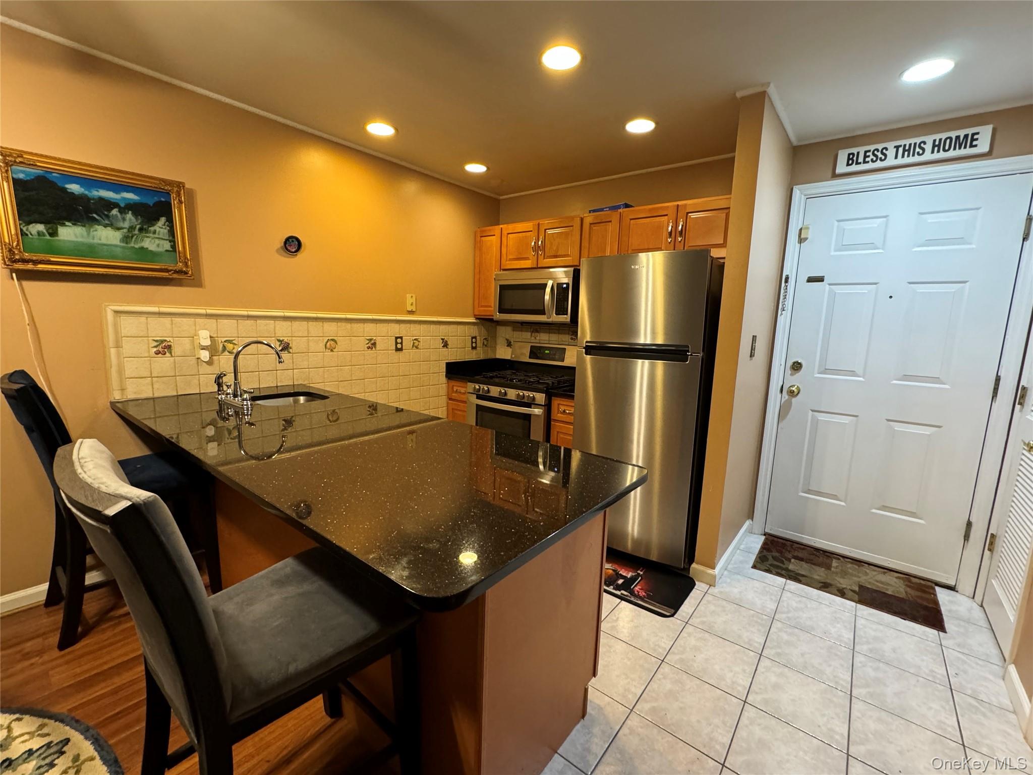 201 BUTTRICK # 5D, Bronx, NY 10465