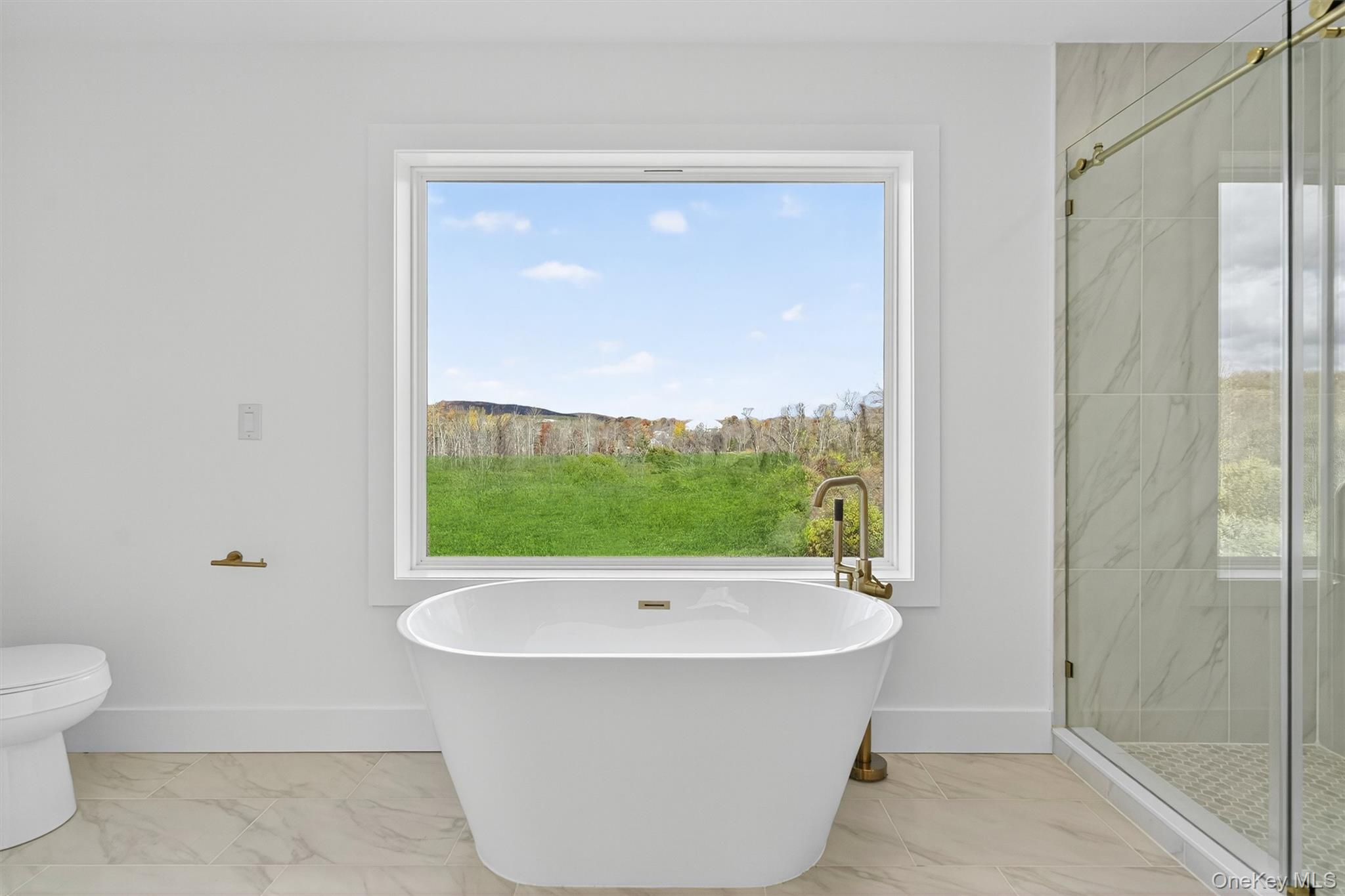 8 Bills Lane, Milton, NY 12547