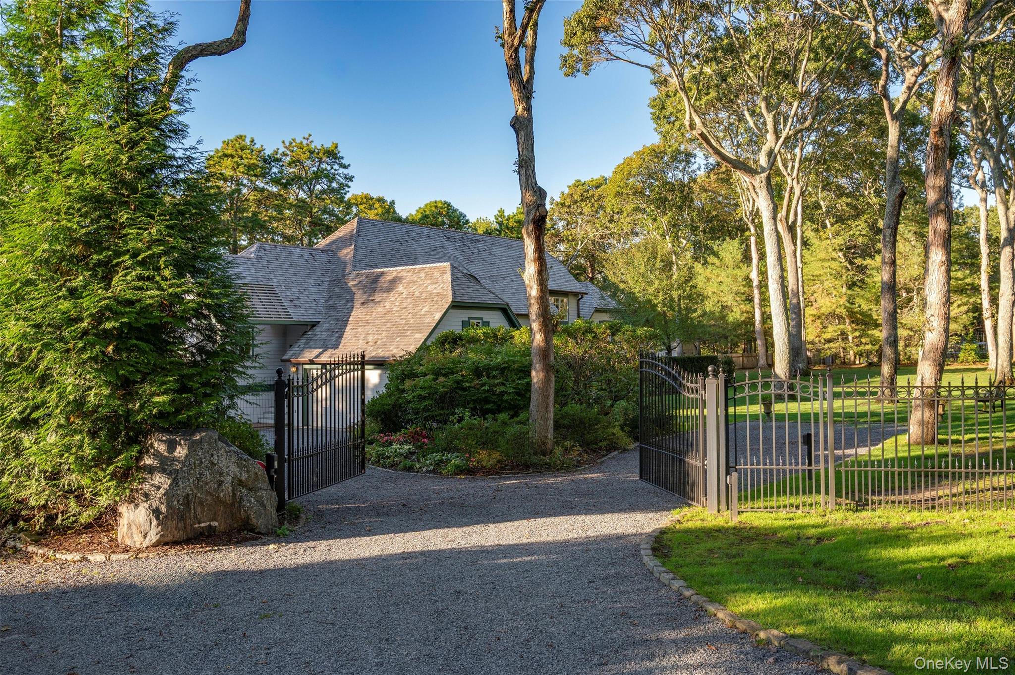 8 Fish Creek Lane, Remsenburg, NY 11960