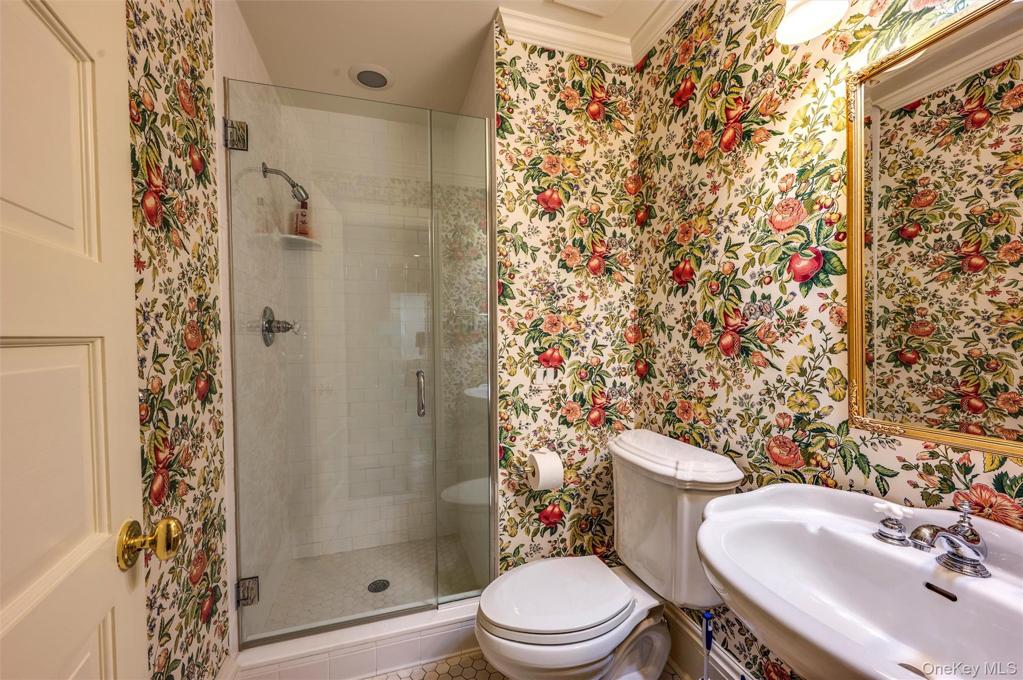 8 Fish Creek Lane, Remsenburg, NY 11960