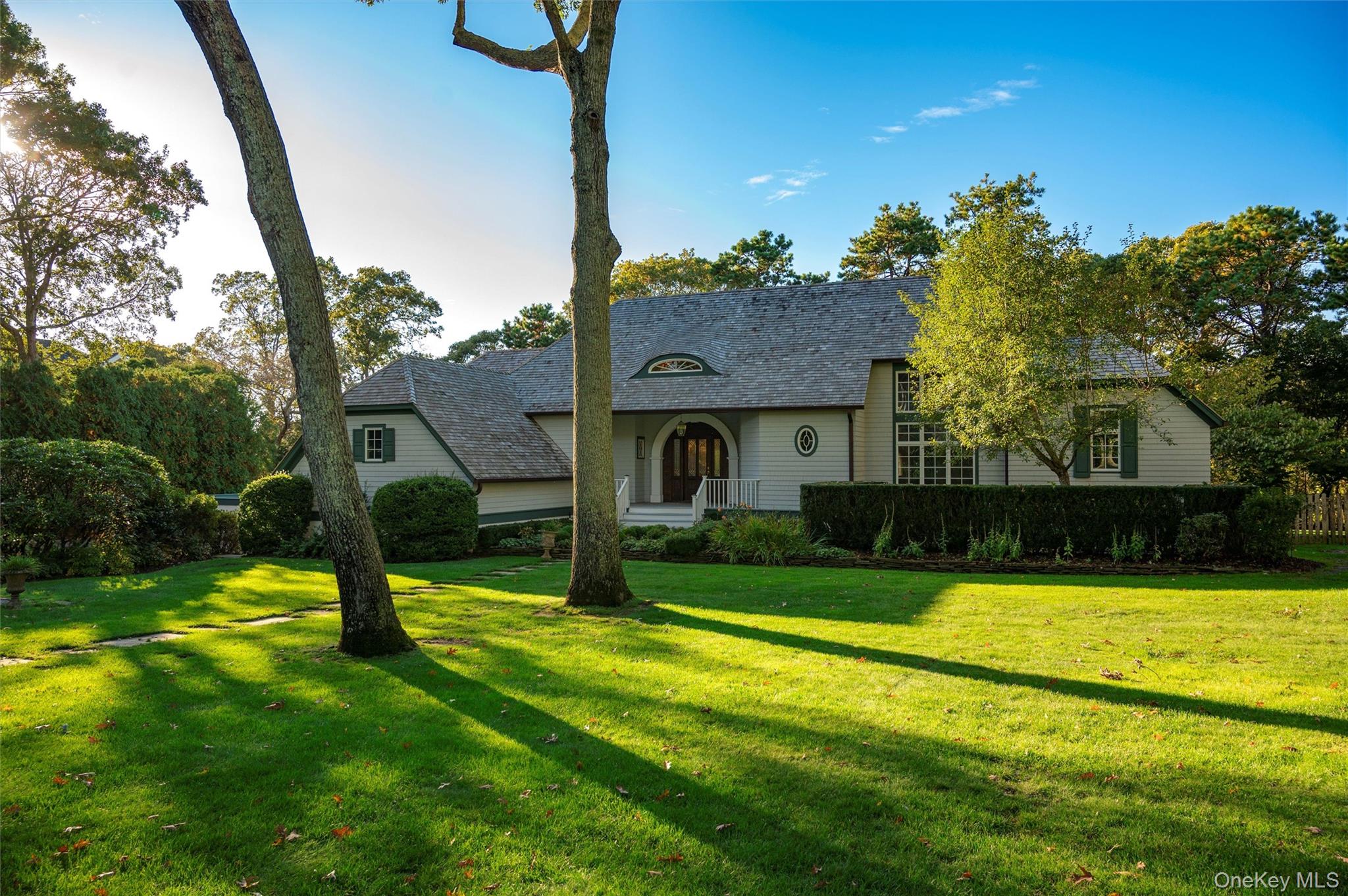 8 Fish Creek Lane, Remsenburg, NY 11960