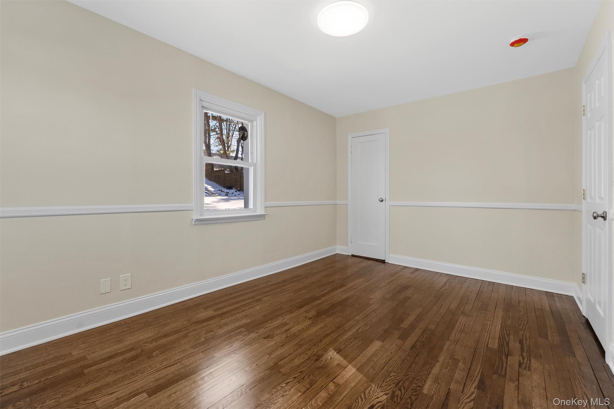 913 Parkway Place, Shrub Oak, NY 10598