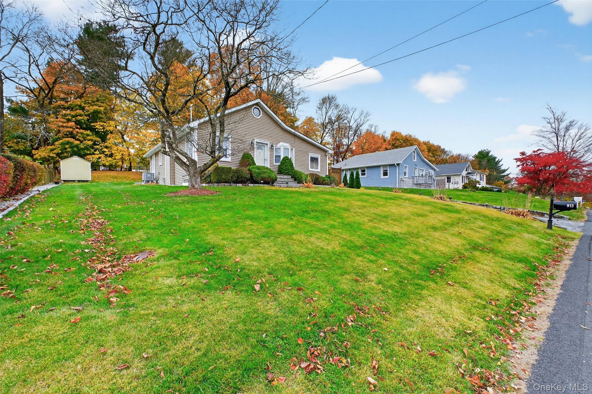 913 Parkway Place, Shrub Oak, NY 10598