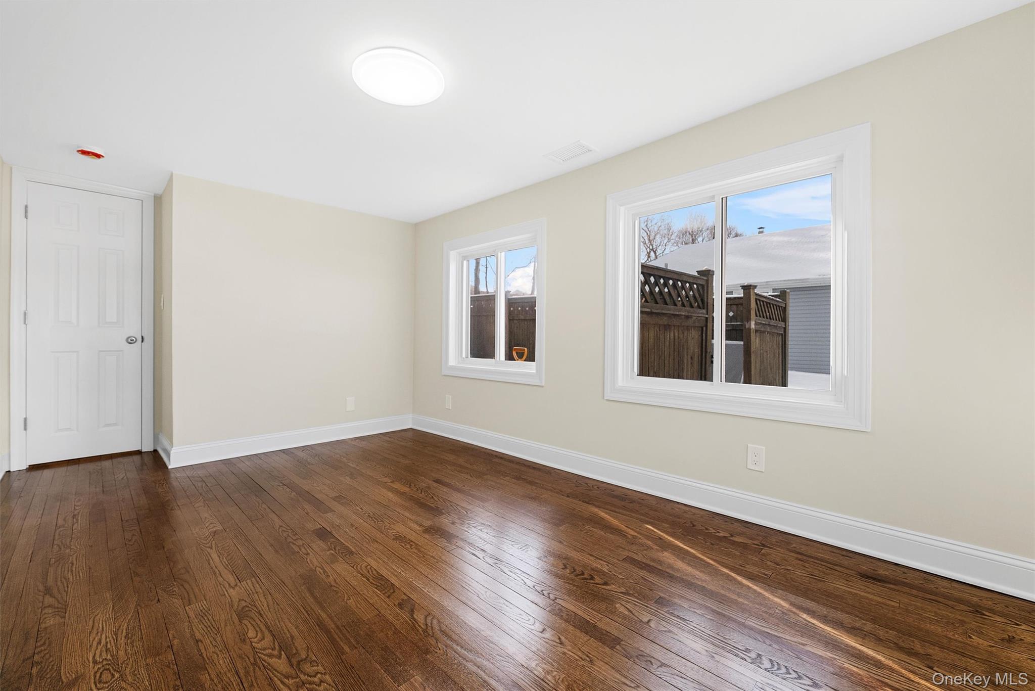 913 Parkway Place, Shrub Oak, NY 10598