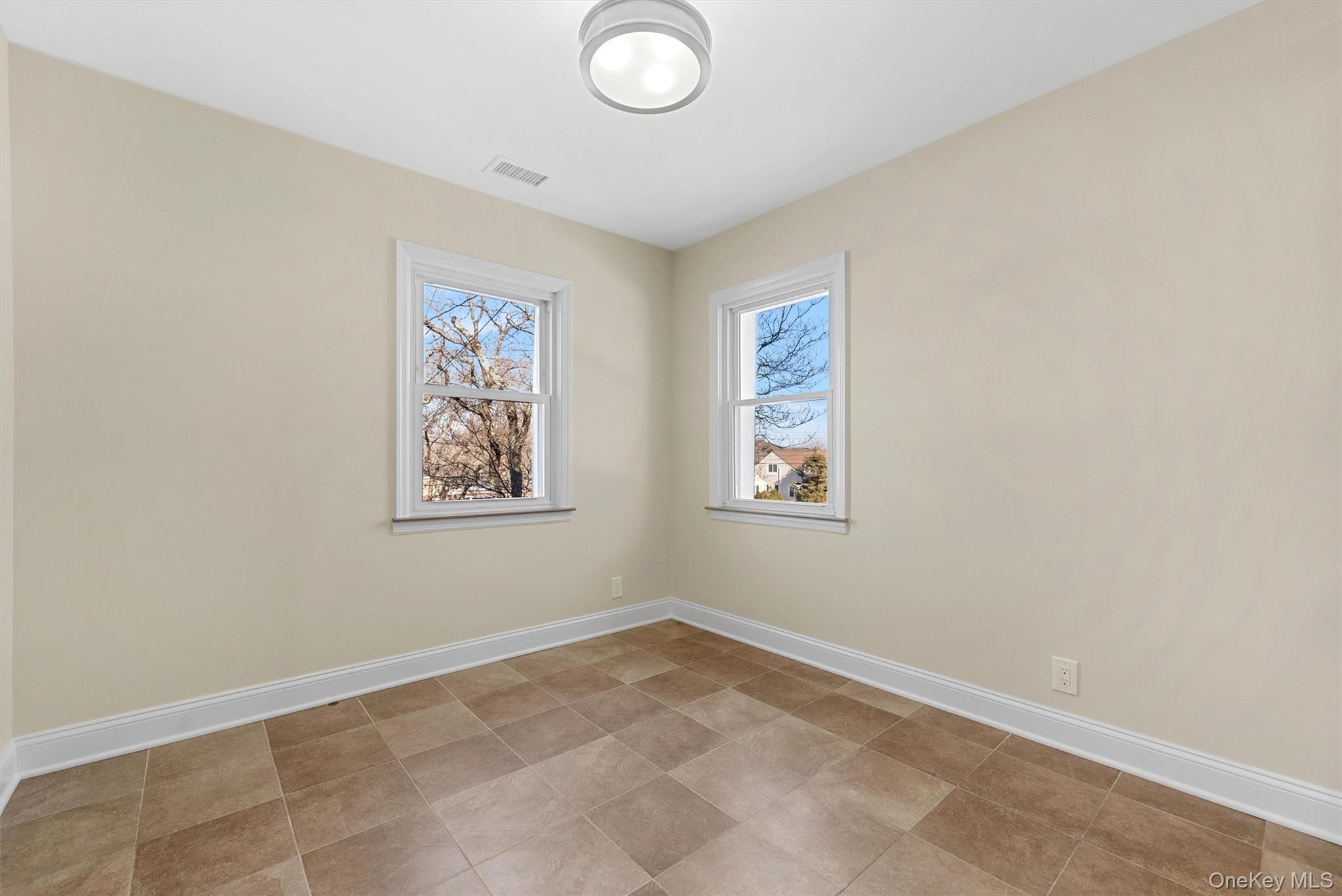 913 Parkway Place, Shrub Oak, NY 10598