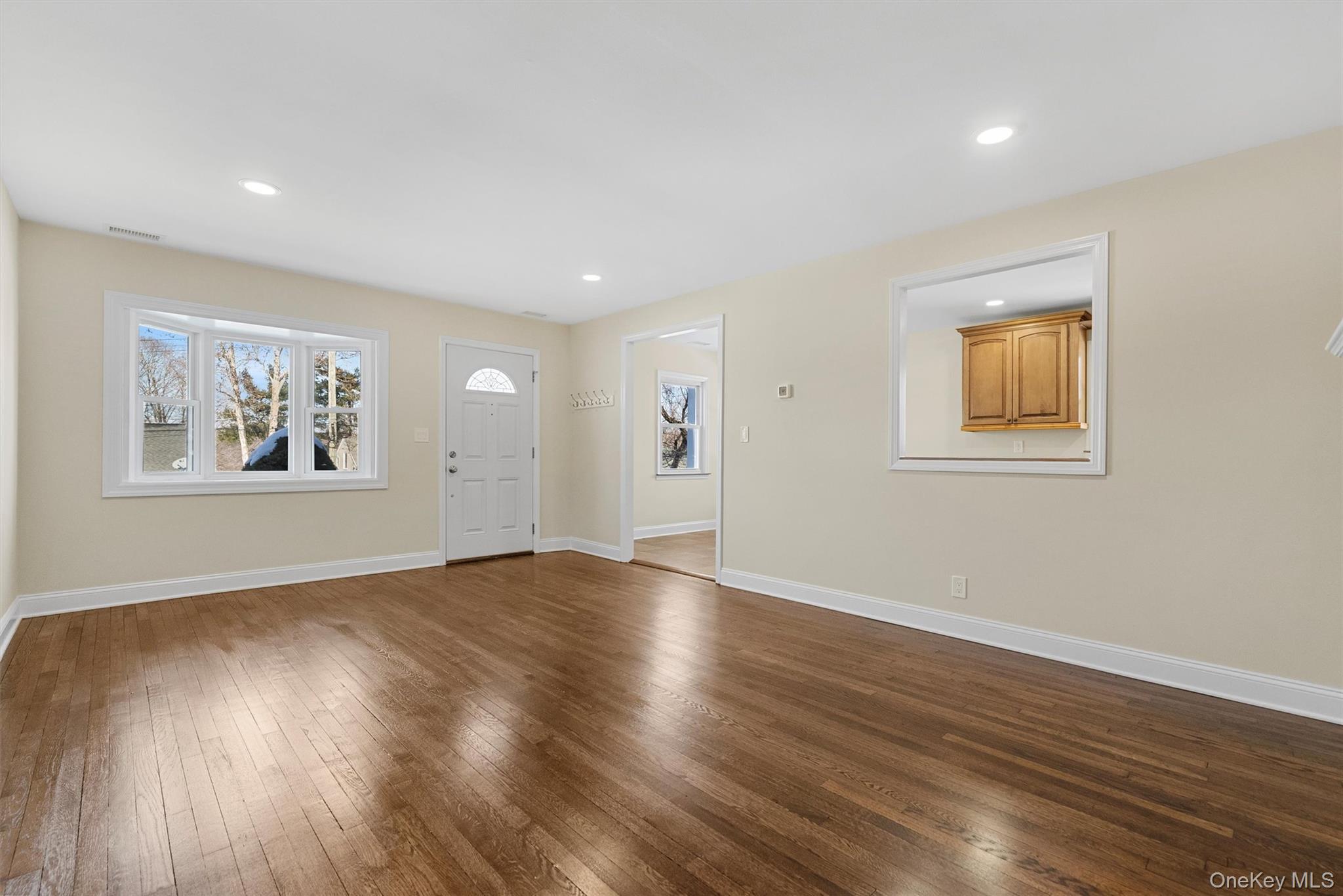 913 Parkway Place, Shrub Oak, NY 10598