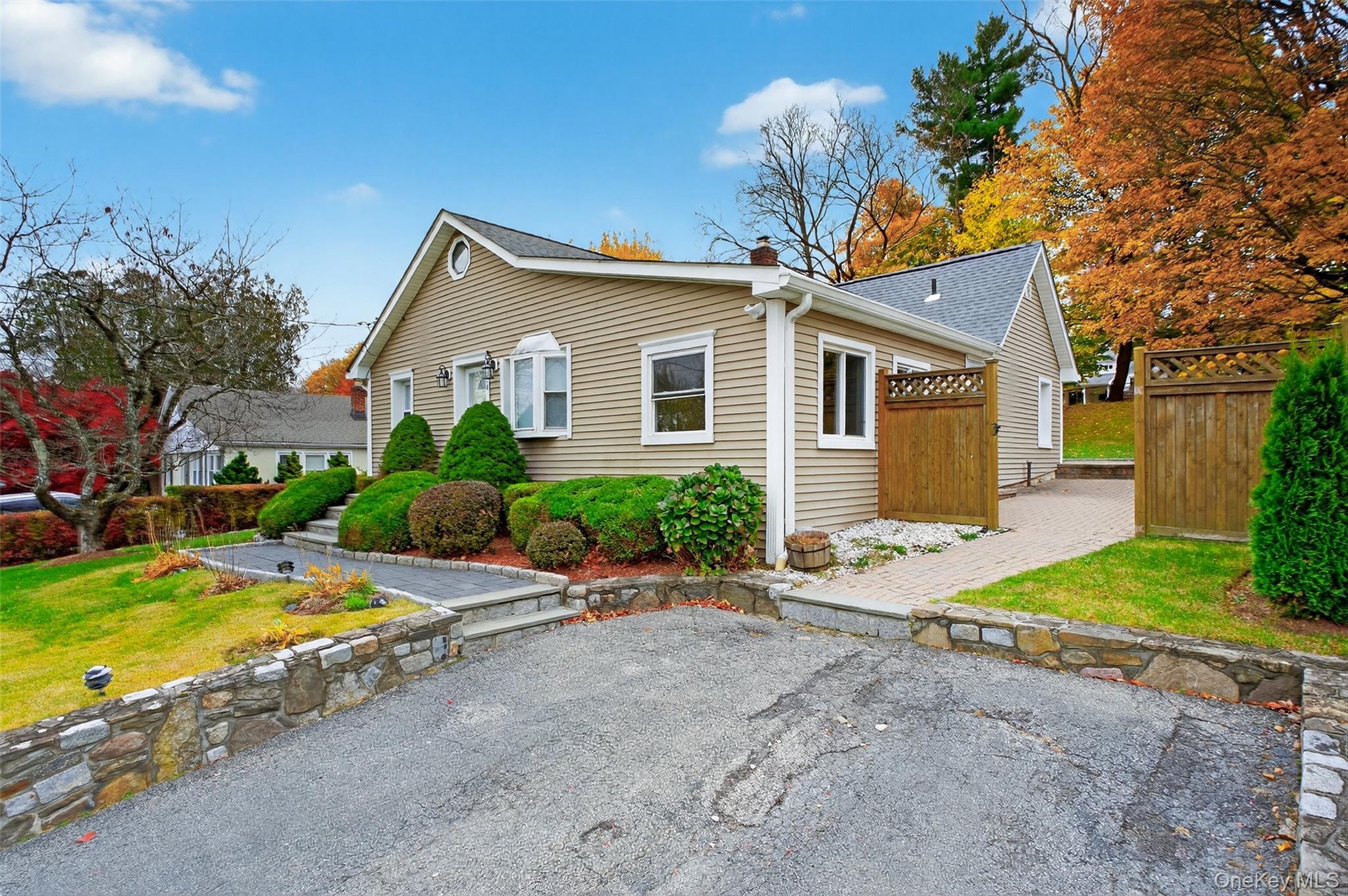 913 Parkway Place, Shrub Oak, NY 10598