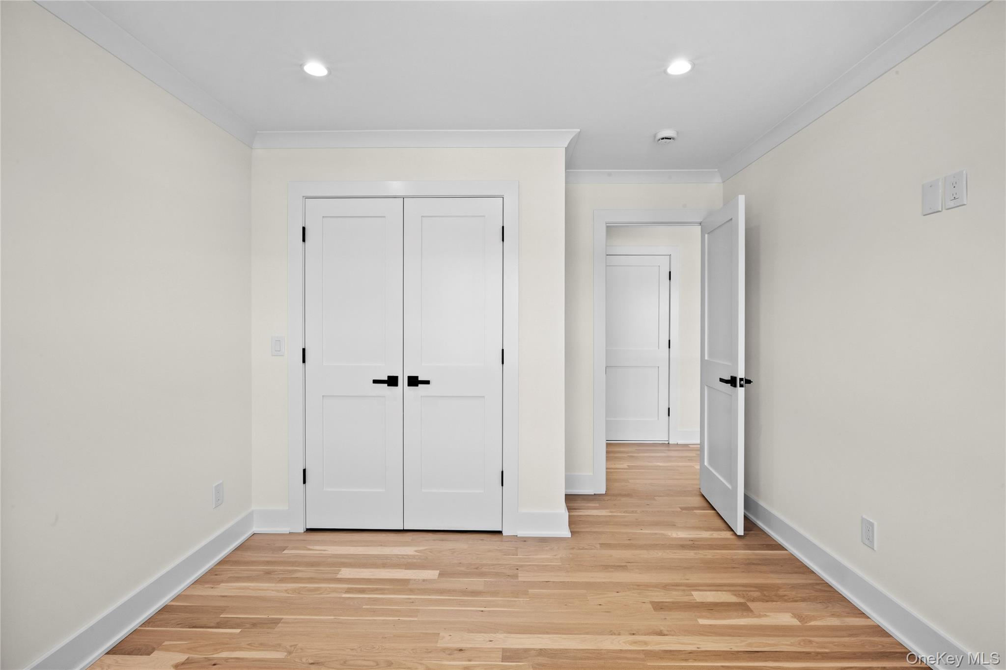 38 Eldorado Boulevard, Plainview, NY 11803