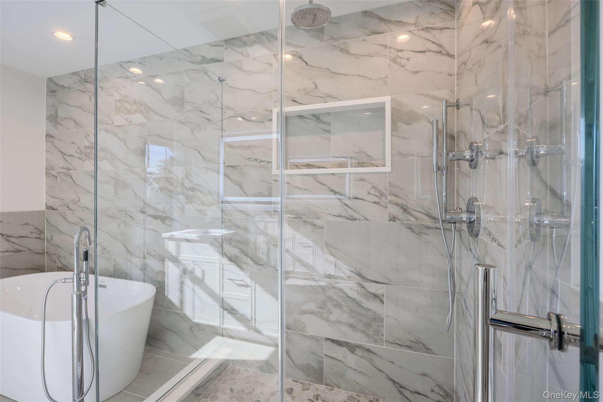 38 Eldorado Boulevard, Plainview, NY 11803