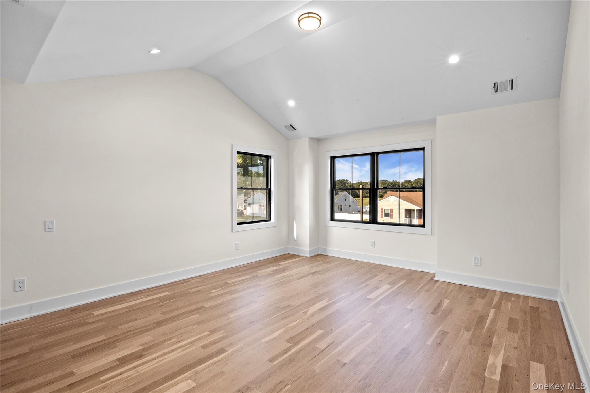 38 Eldorado Boulevard, Plainview, NY 11803