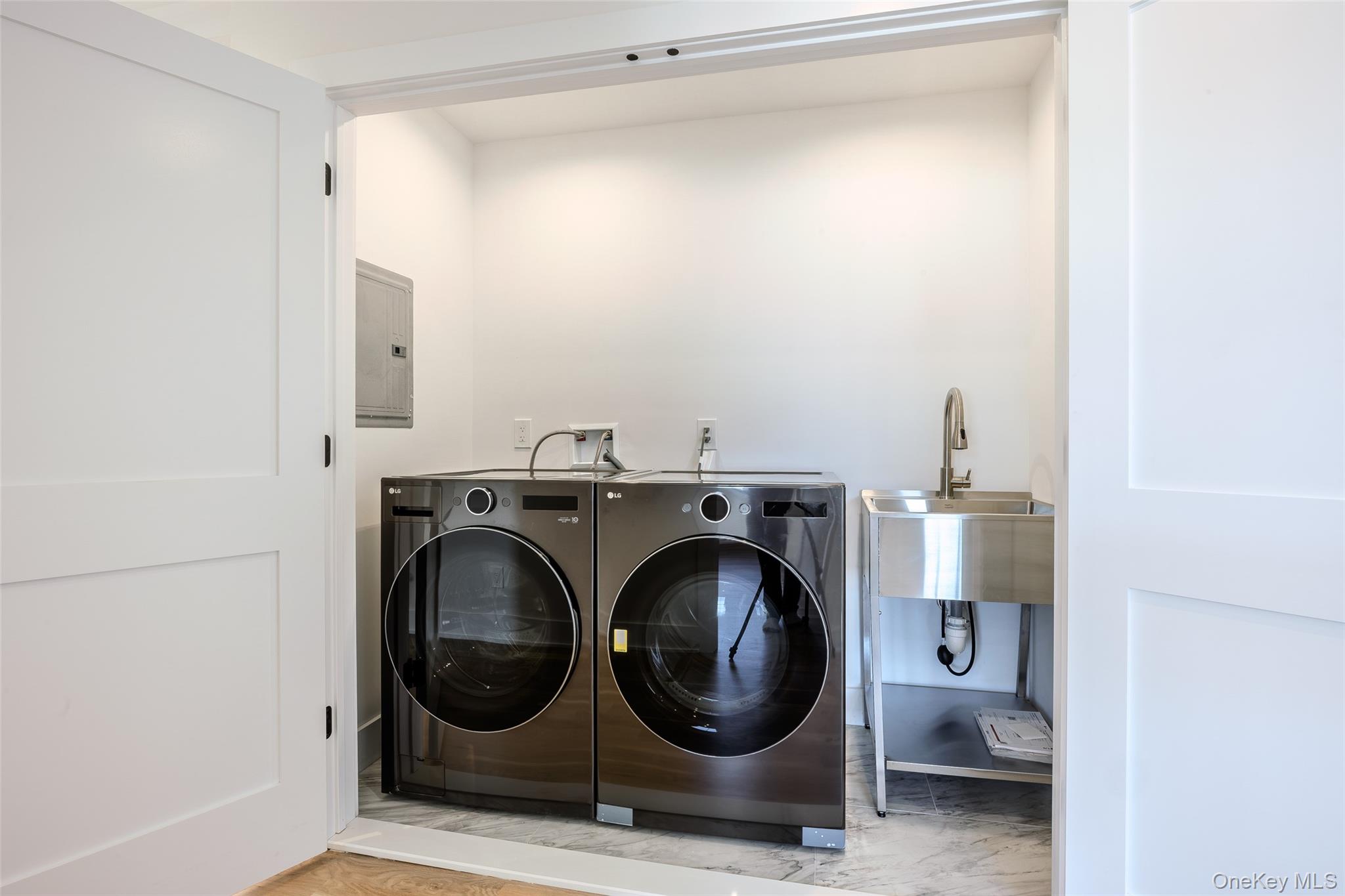 38 Eldorado Boulevard, Plainview, NY 11803