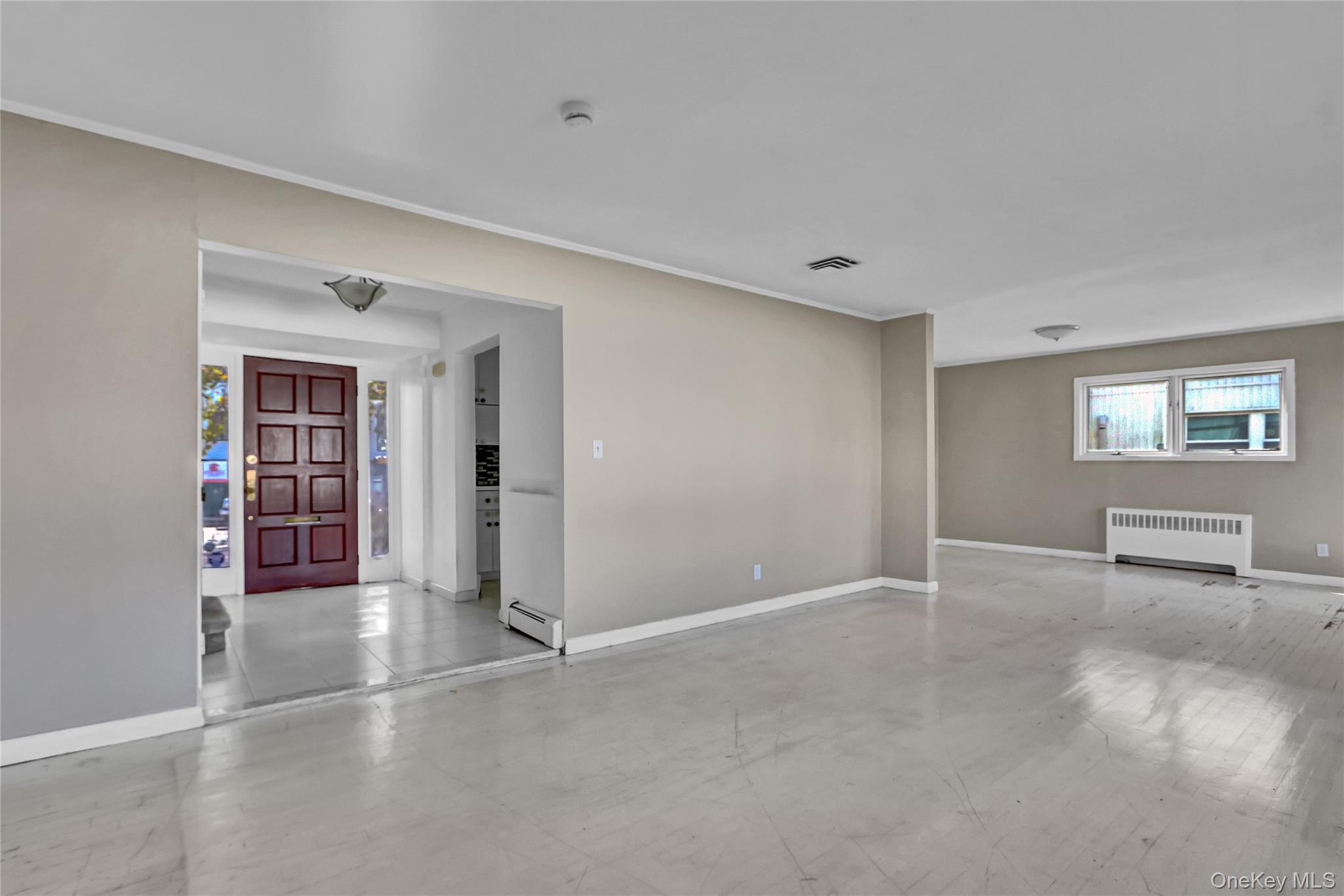 25 Park Circle, Cedarhurst, NY 11516